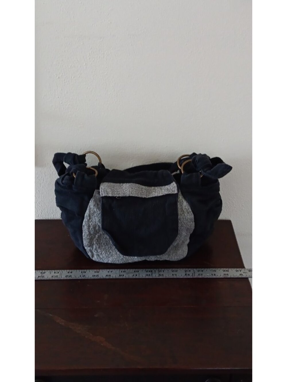 Earth Divas Lot of 2 Boho Canvas Hobo Sling Bags Ruffle Pocket - Picture 4 of 7